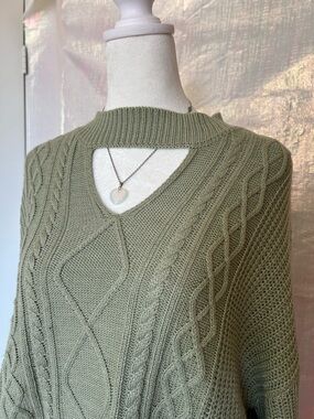 Steve Madden Olive Green Cable-Knit Sweater with V Cutout